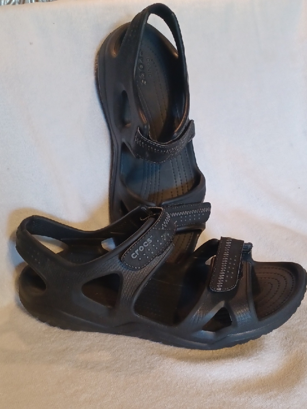CROCS Men's Black Adjustable Sport Sandals Size 11